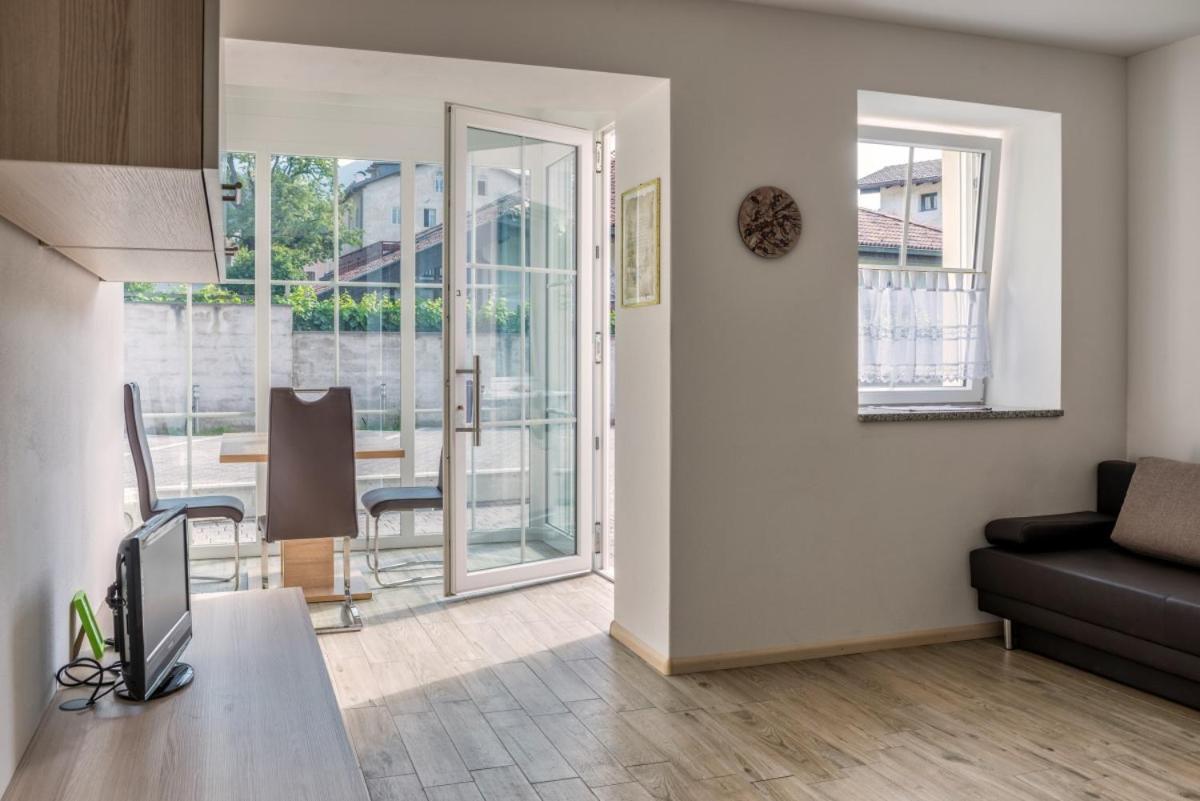 Apartment Residence Veronika Ora / Auer Ngoại thất bức ảnh