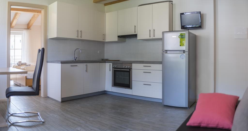 Apartment Residence Veronika Ora / Auer Phòng bức ảnh